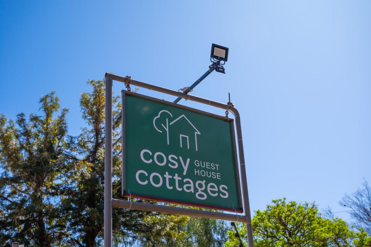 Cosy Cottages Guesthouse Potchefstroom Exterior foto